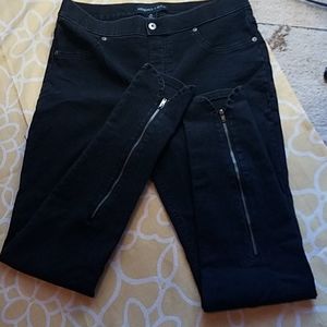 Kendall and kyle zipper back black washed jegging